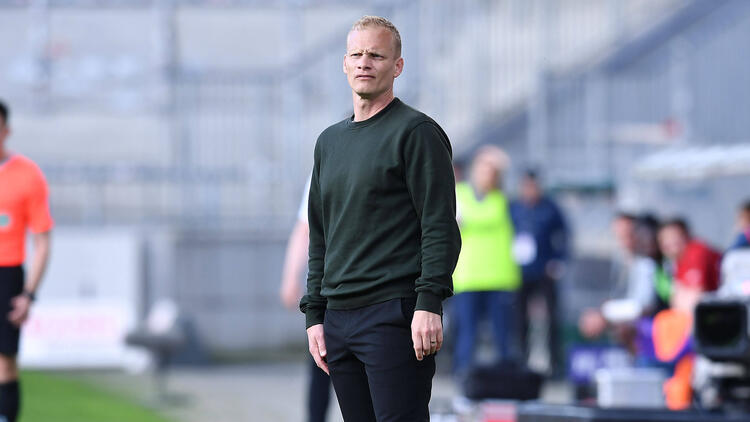 Bleibt Karel Geraerts Trainer beim FC Schalke 04?