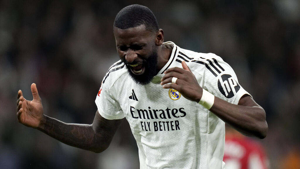 Antonio Rüdiger sorgte in der Nacht zu Sonntag für einen üblen Skandal Antonio Rüdiger sorgte in der Nacht zu Sonntag für einen üblen Skandal