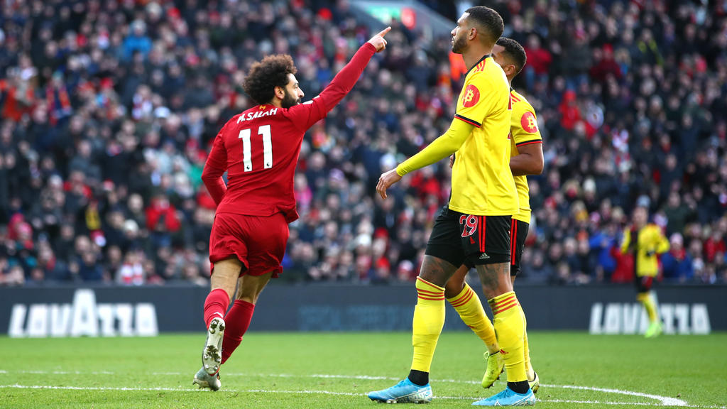 Mohamed Salah hizo doblete en Anfield.