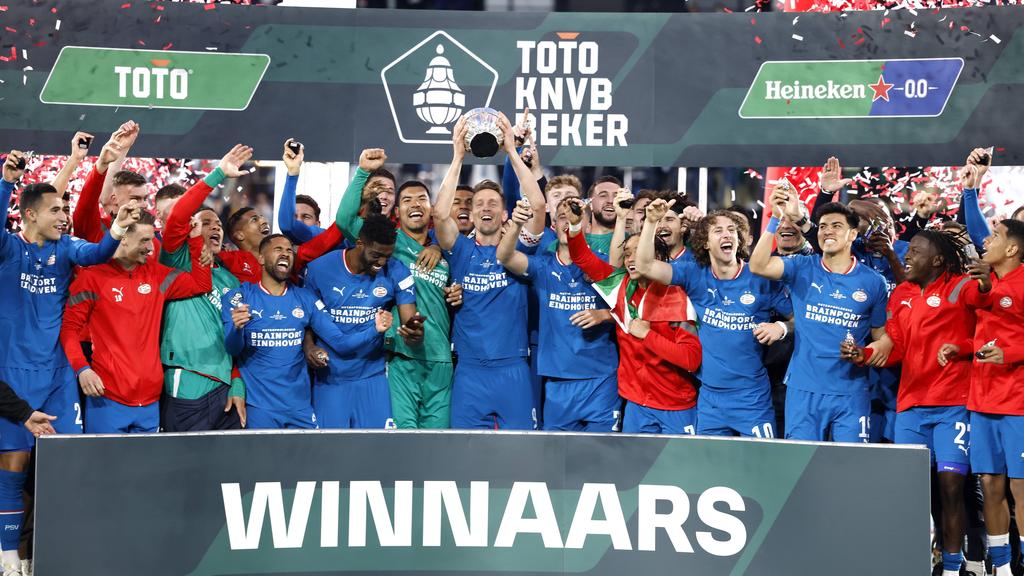PSV beat Ajax on penalties to win the KNVB Beker