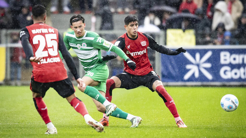 Bayer Leverkusen gelang ein souveräner Erfolg Bayer Leverkusen gelang ein souveräner Erfolg