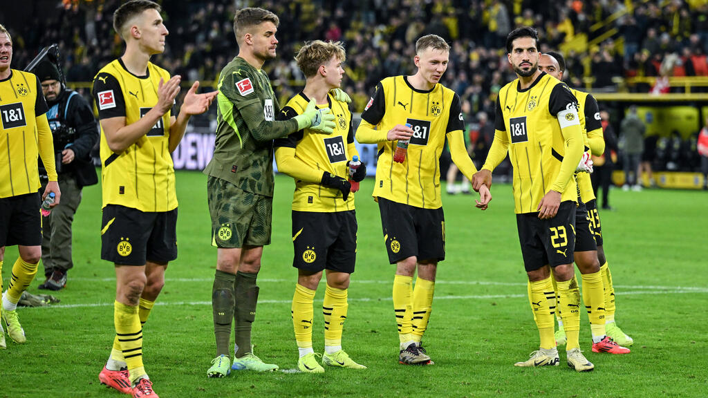BVB-Talent Cole Campbell (m.) ist offenbar heiß begehrt BVB-Talent Cole Campbell (m.) ist offenbar heiß begehrt