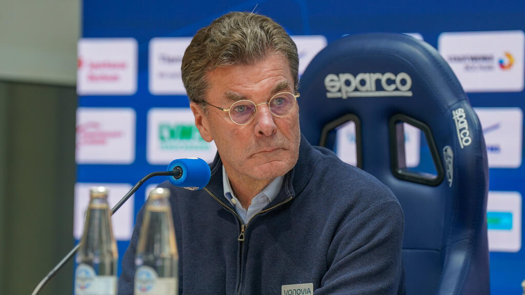 Dieter Hecking muss mit dem VfL Bochum gewinnen Dieter Hecking muss mit dem VfL Bochum gewinnen