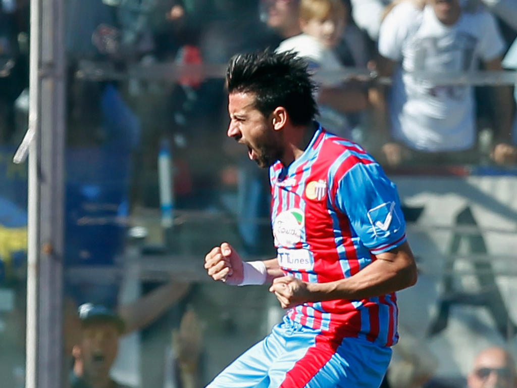 Catanias Nicolas Spolli bejubelt seinen Treffer zum 2:1 gegen Lazio