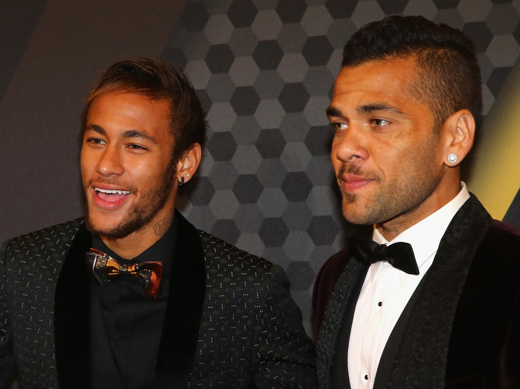Neymar (l.) und Dani Alves (r.) planten die Bananen-Aktion schon länger
