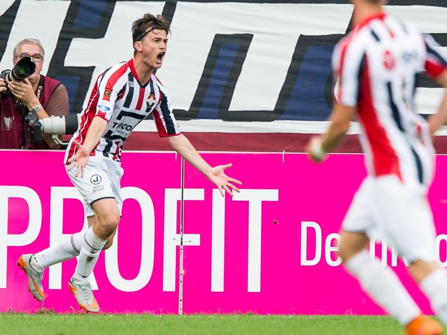 Erik Falkenburg kan juichen na het scoren van de 1-0 tijdens Willem II - Vitesse. (09-08-2015) Erik Falkenburg kan juichen na het scoren van de 1-0 tijdens Willem II - Vitesse. (09-08-2015)