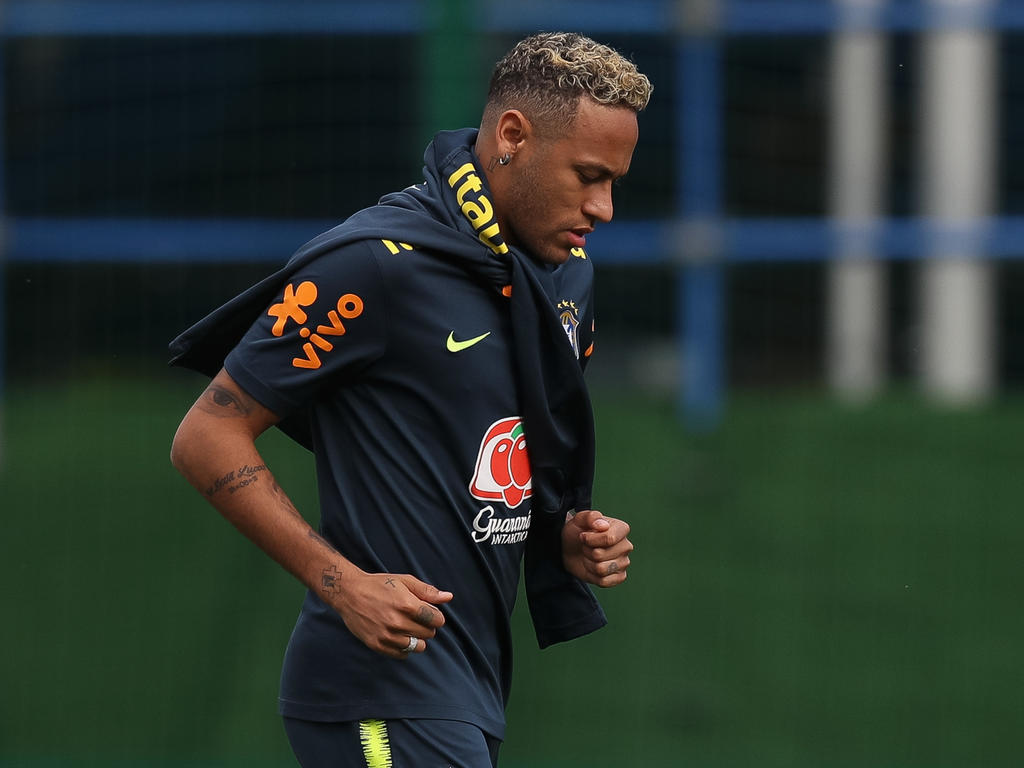 Neymar zeigte sich mit veränderter Frisur