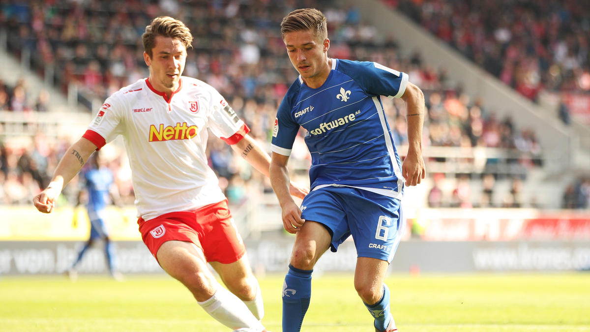 Marvin Mehlem (r.) soll auf dem Wunschzettel des VfB Stuttgart stehen Marvin Mehlem (r.) soll auf dem Wunschzettel des VfB Stuttgart stehen