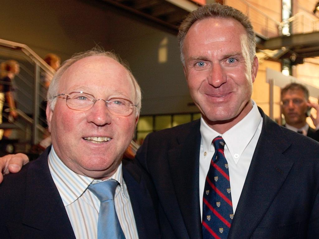 Seeler (l.) feiert seinen 80. Geburtstag Seeler (l.) feiert seinen 80. Geburtstag