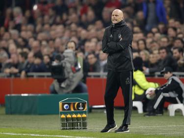 Ståle Solbakken, trainer van FC Kopenhagen, stuurt zijn manschappen aan in het duel met Ajax. (16-03-2017)
