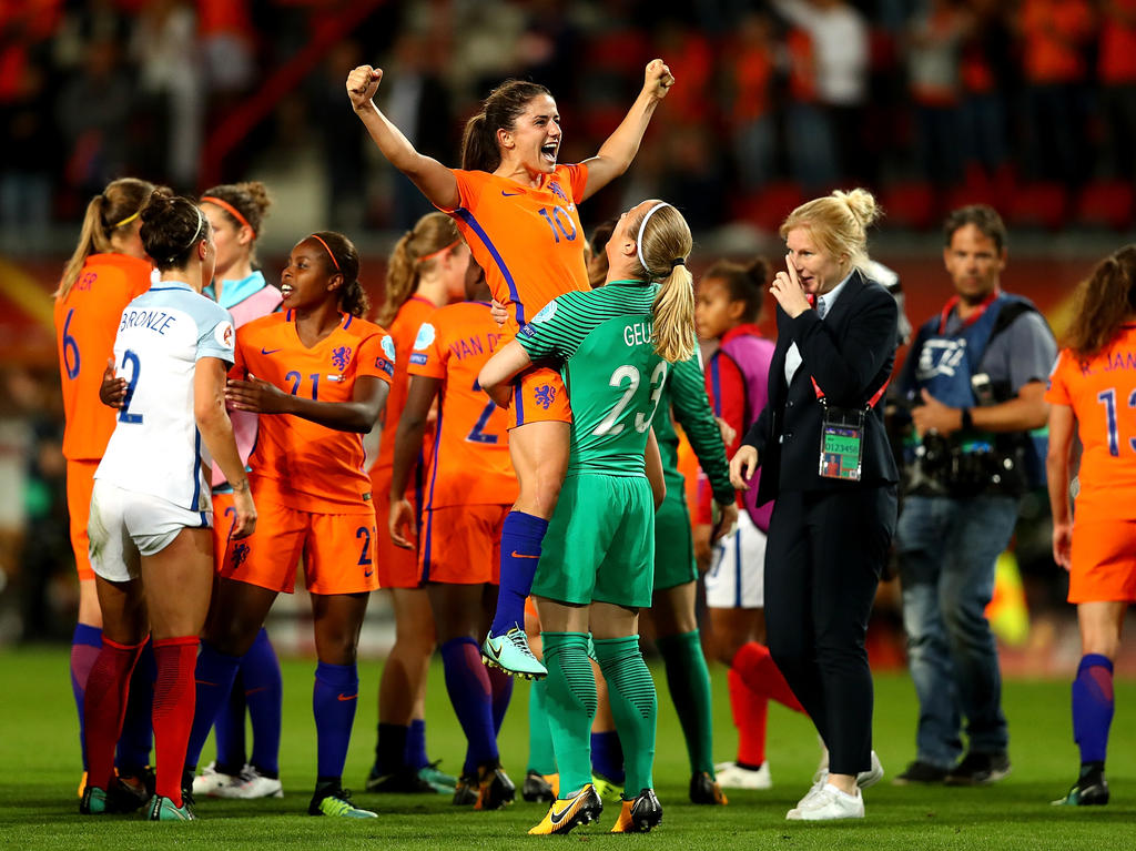 Die Niederländerinnen erreichen bei der Heim-EM das Endspiel