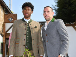 David Alaba (l.) wünscht sich einen Verbleib von Franck Ribéry