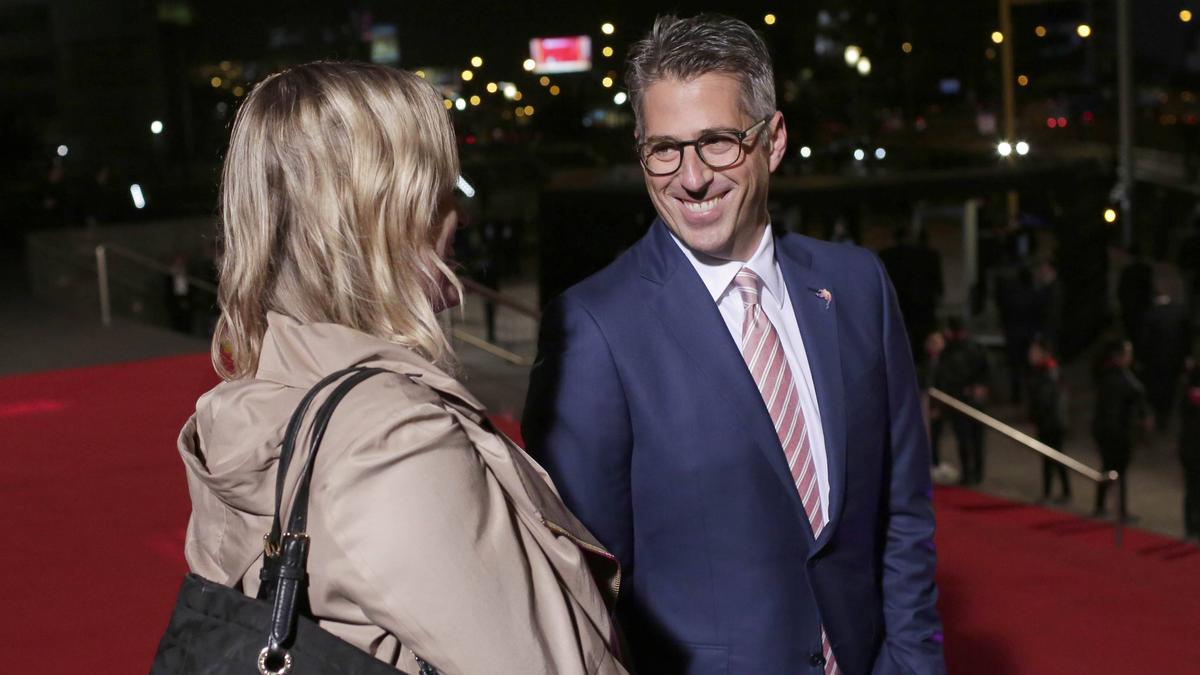 Casey Wasserman ist der neue Besitzer des Sauerland-Boxstalls Casey Wasserman ist der neue Besitzer des Sauerland-Boxstalls
