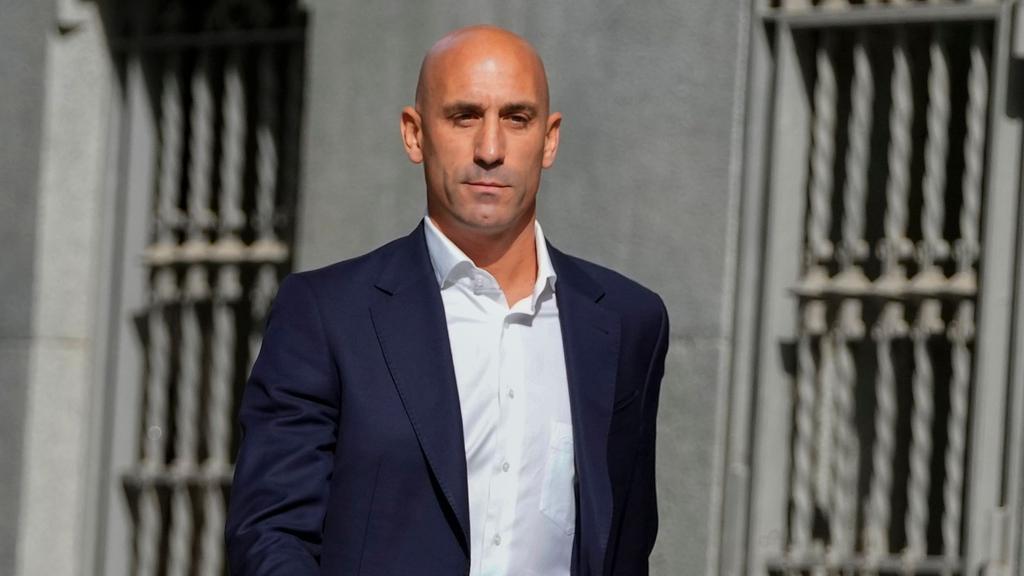 Der Kuss-Skandal um Ex-RFEF-Präsident Luis Rubiales weitet sich aus Der Kuss-Skandal um Ex-RFEF-Präsident Luis Rubiales weitet sich aus