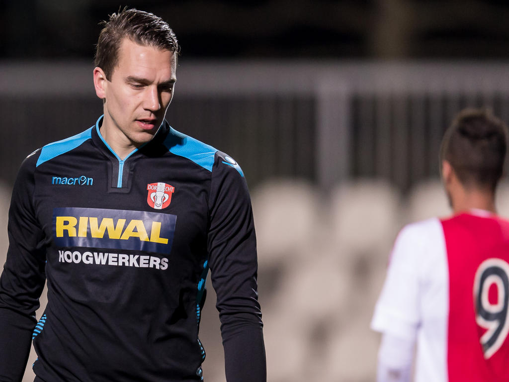Doelman Robbert te Loeke kijkt teleurgesteld na weer een tegendoelpunt met FC Dordrecht tegen Jong Ajax. (29-02-2016) Doelman Robbert te Loeke kijkt teleurgesteld na weer een tegendoelpunt met FC Dordrecht tegen Jong Ajax. (29-02-2016)