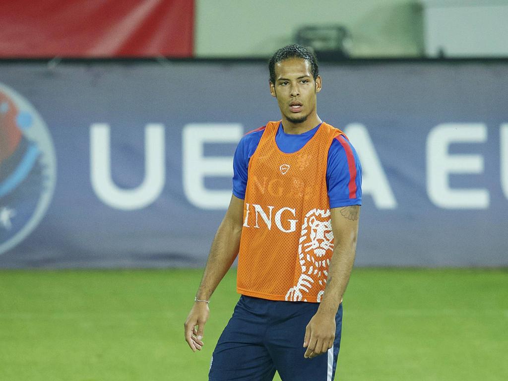 Virgil van Dijk is aanwezig tijdens een training van het Nederlands elftal. (05-09-2015)