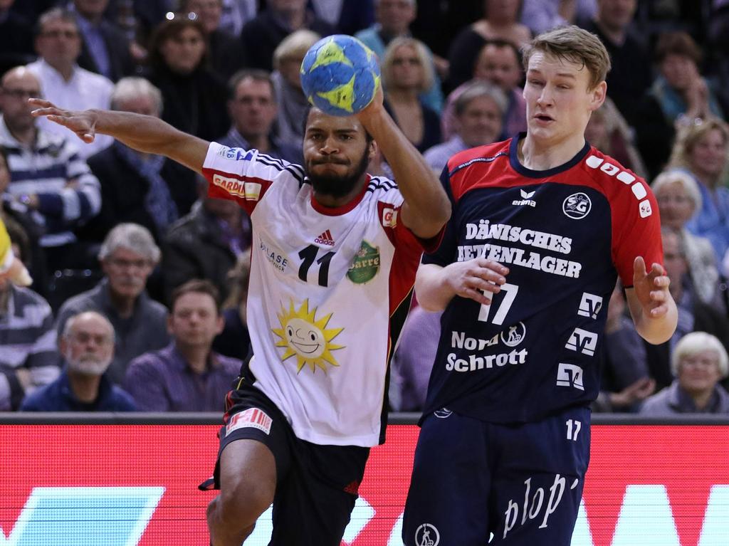Michael Nicolaisen (r.) wechselt auf Leihbasis zu Handball Tirol Michael Nicolaisen (r.) wechselt auf Leihbasis zu Handball Tirol