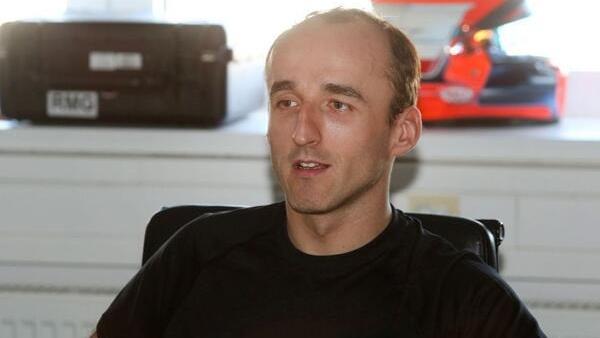 Robert Kubica bittet die Fans, sich an die Corona-Einschränkungen zu halten Robert Kubica bittet die Fans, sich an die Corona-Einschränkungen zu halten