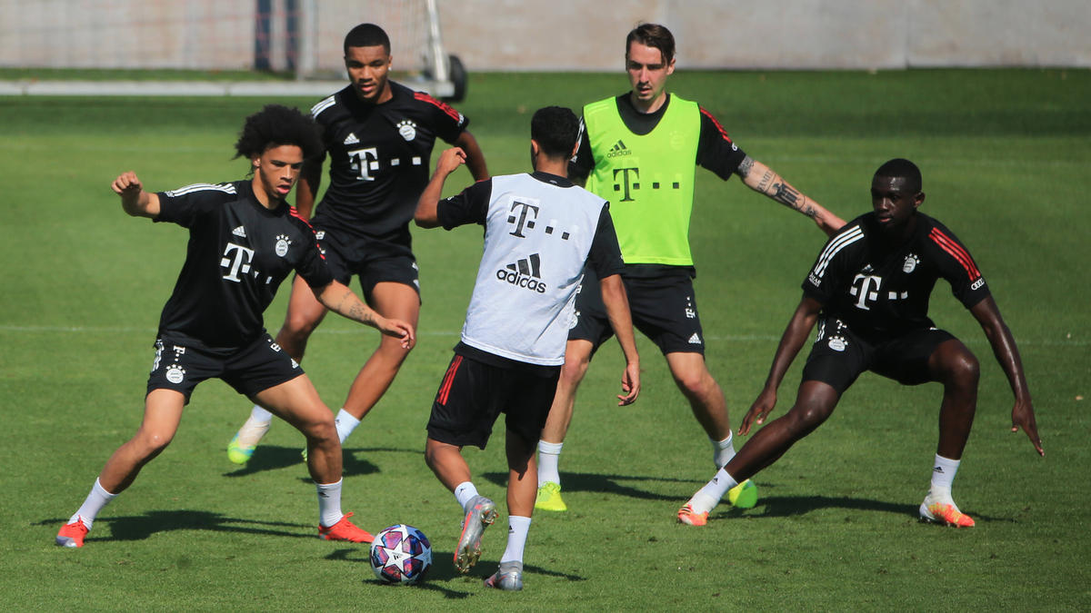 Kam bei einem Trainingsspiel des FC Bayern zum Einsatz: Neuzugang Leroy Sané Kam bei einem Trainingsspiel des FC Bayern zum Einsatz: Neuzugang Leroy Sané