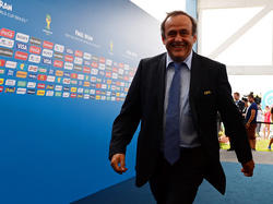 Michel Platini bei der Gruppenauslosung für die WM 2014