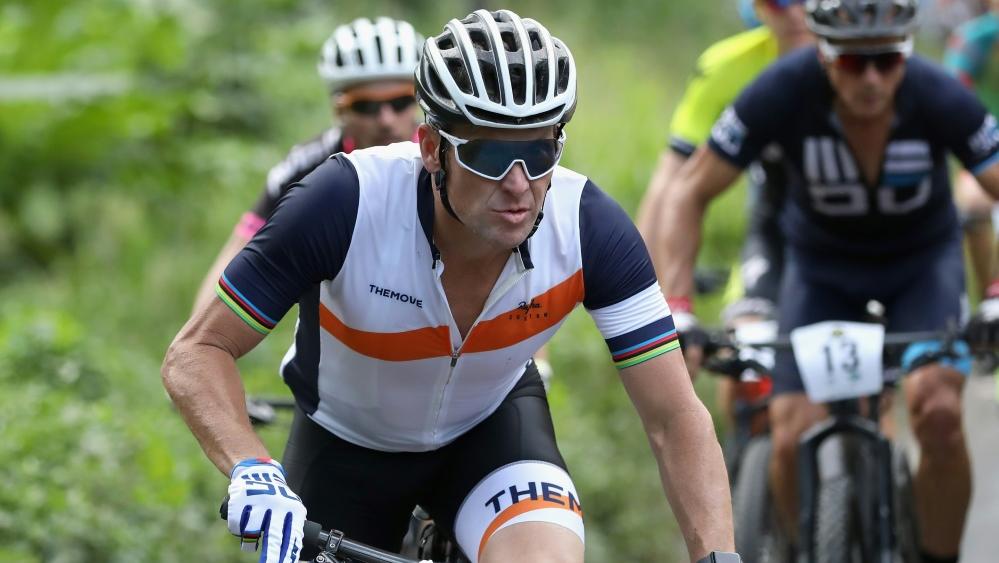 Armstrong spricht offen über seine Dopingvergangenheit Armstrong spricht offen über seine Dopingvergangenheit