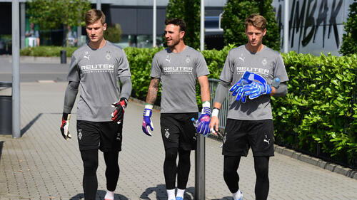 Moritz Nicolas (l.) und Jonas Omlin (r.) wollen beide Gladbacher Stammtorhüter sein