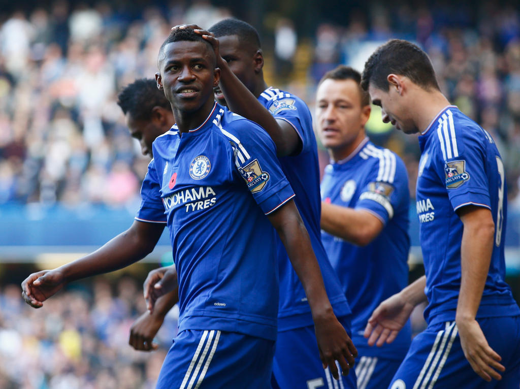Ramires is de held nadat hij Chelsea op 1-0 kopt. (31.10.2015)