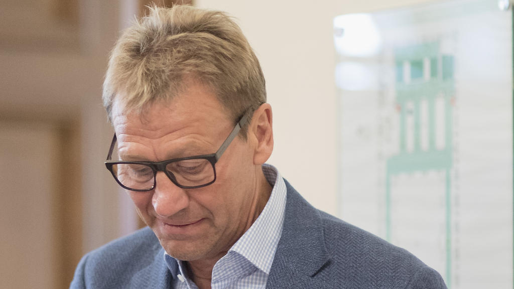 Tritt gegen Michael Reschke nach: Guido Buchwald Tritt gegen Michael Reschke nach: Guido Buchwald