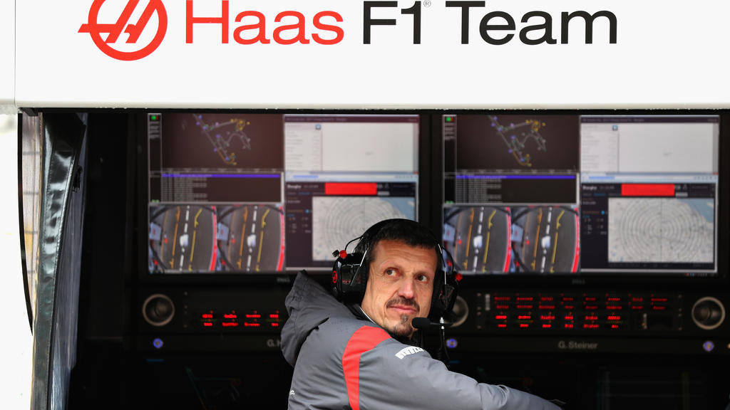 Günther Steiner ist diese Woche zu Gast in Starting Grid, dem Formel-1-Podcast Günther Steiner ist diese Woche zu Gast in Starting Grid, dem Formel-1-Podcast