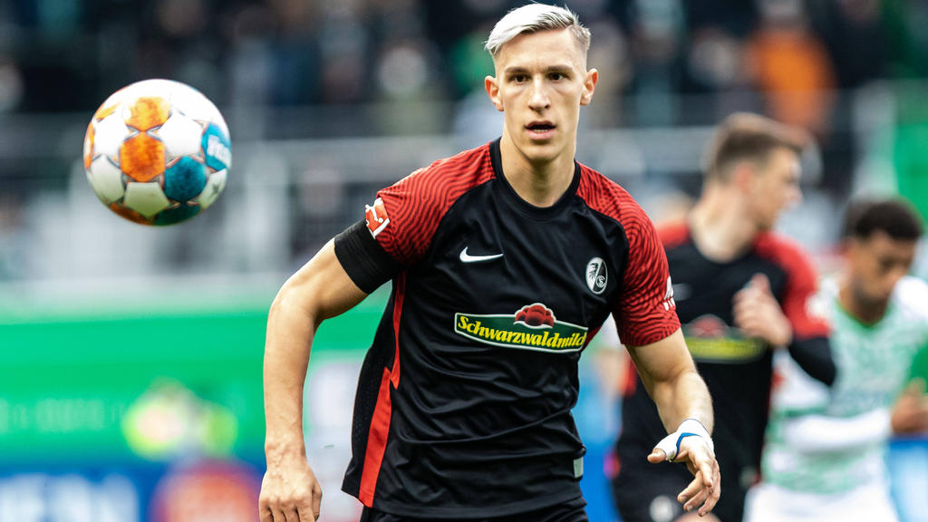 Wechselt Nico Schlotterbeck zum BVB? Wechselt Nico Schlotterbeck zum BVB?