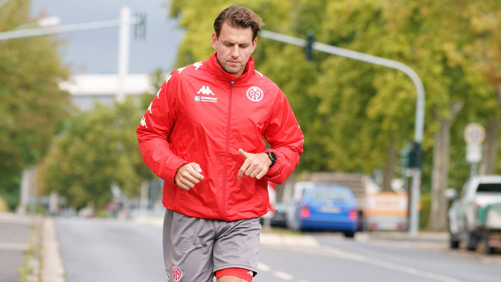 Mainz-Stürmer Ádám Szalai hat sich gegen Island verletzt
