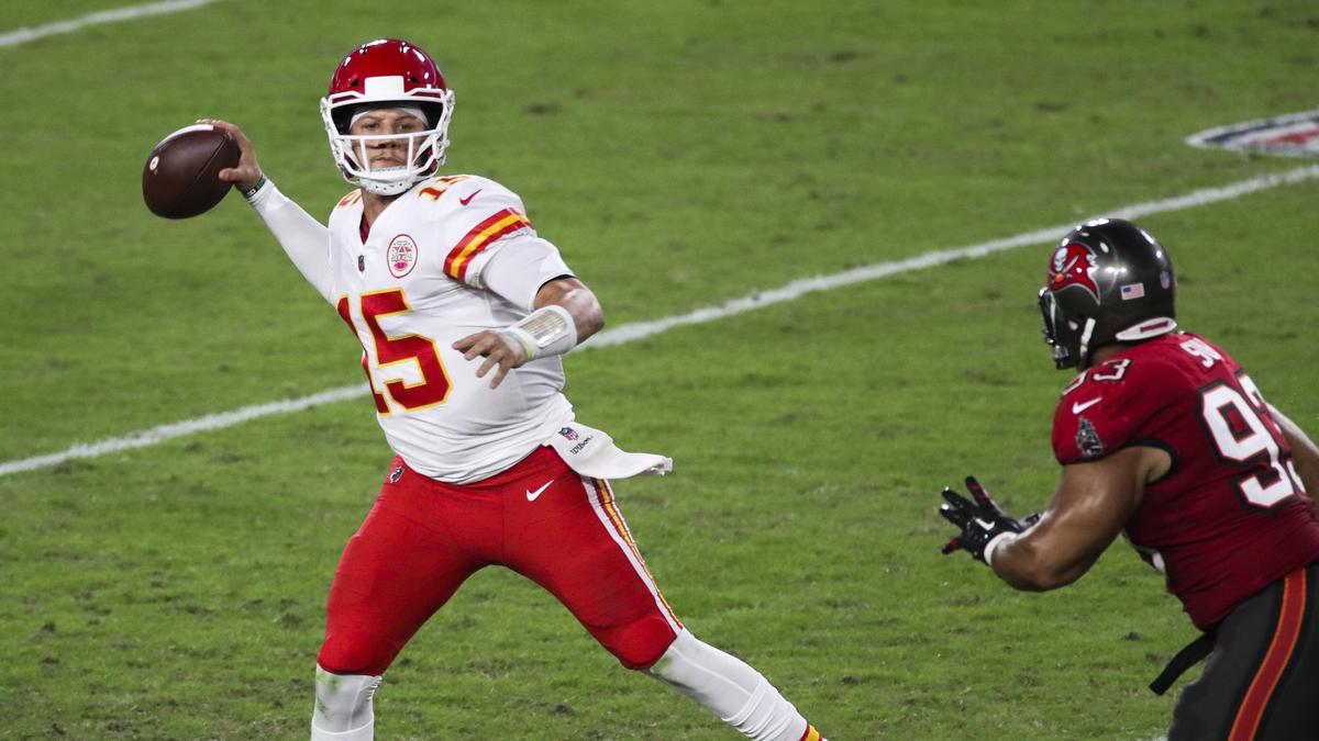 Patrick Mahomes warf drei Touchdowns Patrick Mahomes warf drei Touchdowns
