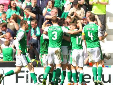 Celtic FC viert feest na doelpunt in kampioenswedstrijd tegen Rangers FC