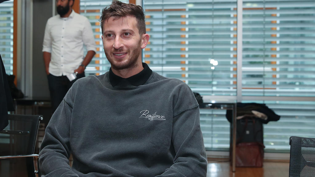 David Abraham (li.) steht vor dem DFB-Sportgericht David Abraham (li.) steht vor dem DFB-Sportgericht