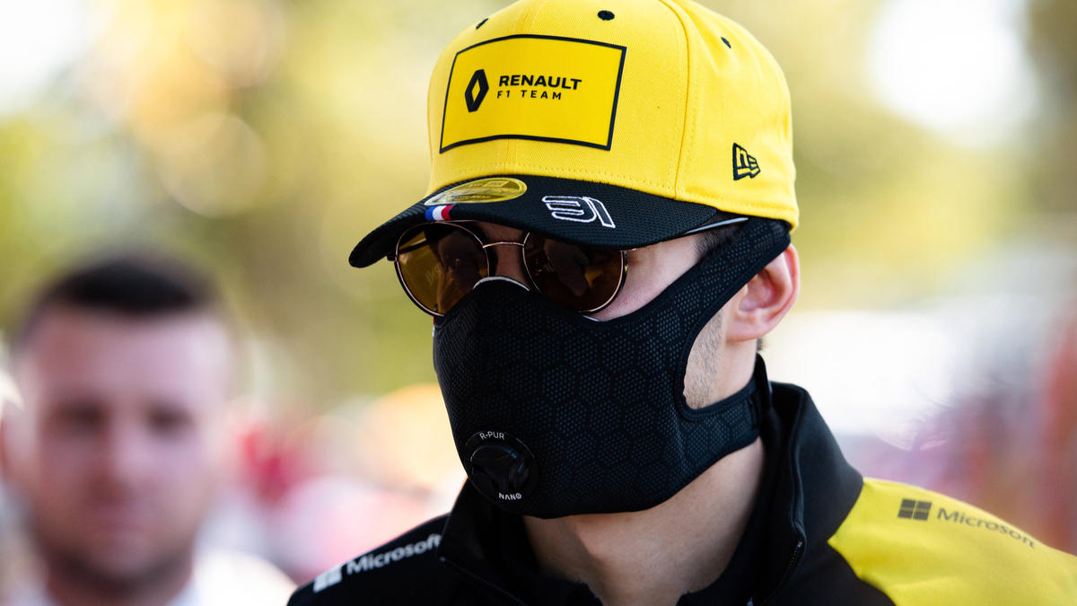 In Australien hoffte Esteban Ocon, trotz Corona die Saison zu starten - vergebens In Australien hoffte Esteban Ocon, trotz Corona die Saison zu starten - vergebens