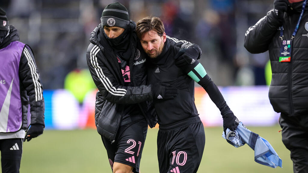 Lionel Messi feiert den Sieg bei Sporting Kansas City im CONCACAF Champions Cup Lionel Messi feiert den Sieg bei Sporting Kansas City im CONCACAF Champions Cup
