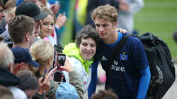 Fiete Arp verlängert seinen Vertrag beim HSV um ein Jahr