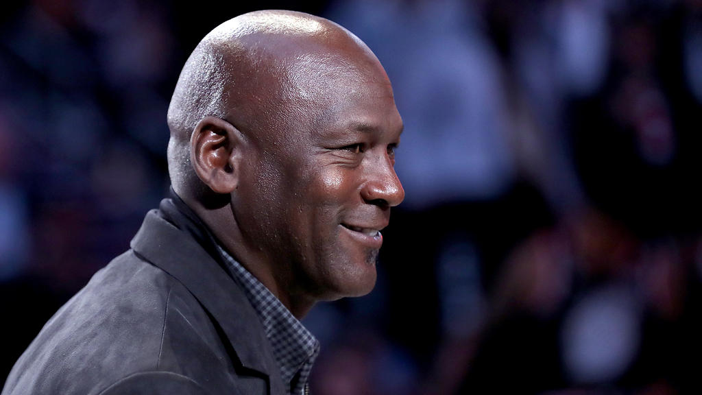 NBA-Legende Michael Jordan findet lobende Worte für Golf-Star Tiger Woods NBA-Legende Michael Jordan findet lobende Worte für Golf-Star Tiger Woods