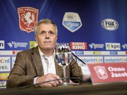 Onno Jacobs tijdens een persconferentie van FC Twente. (17-06-2016)