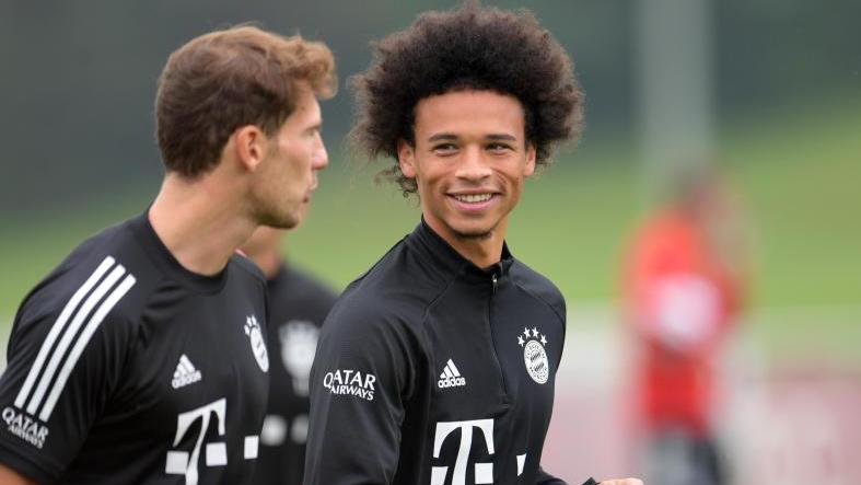 Leroy Sané (r.) wechselte zum FC Bayern Leroy Sané (r.) wechselte zum FC Bayern