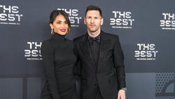 Lionel Messi wurde bei der Wahl zum Weltfußballer in Paris ausgezeichnet