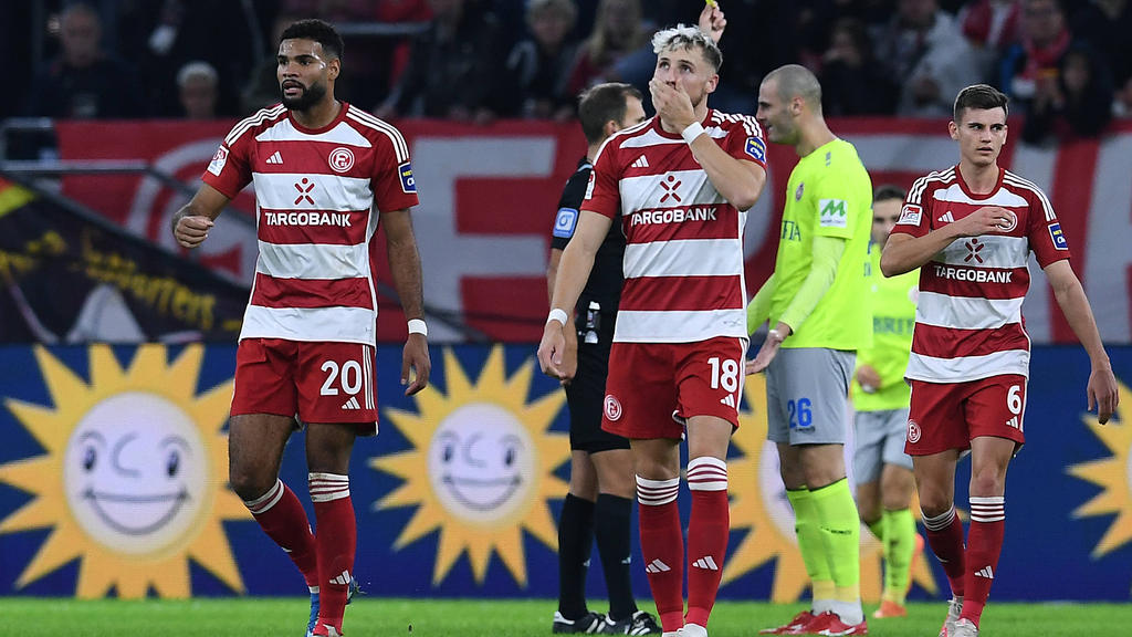 Fortuna Düsseldorf muss sich dem SV Wehen Wiesbaden geschlagen geben Fortuna Düsseldorf muss sich dem SV Wehen Wiesbaden geschlagen geben