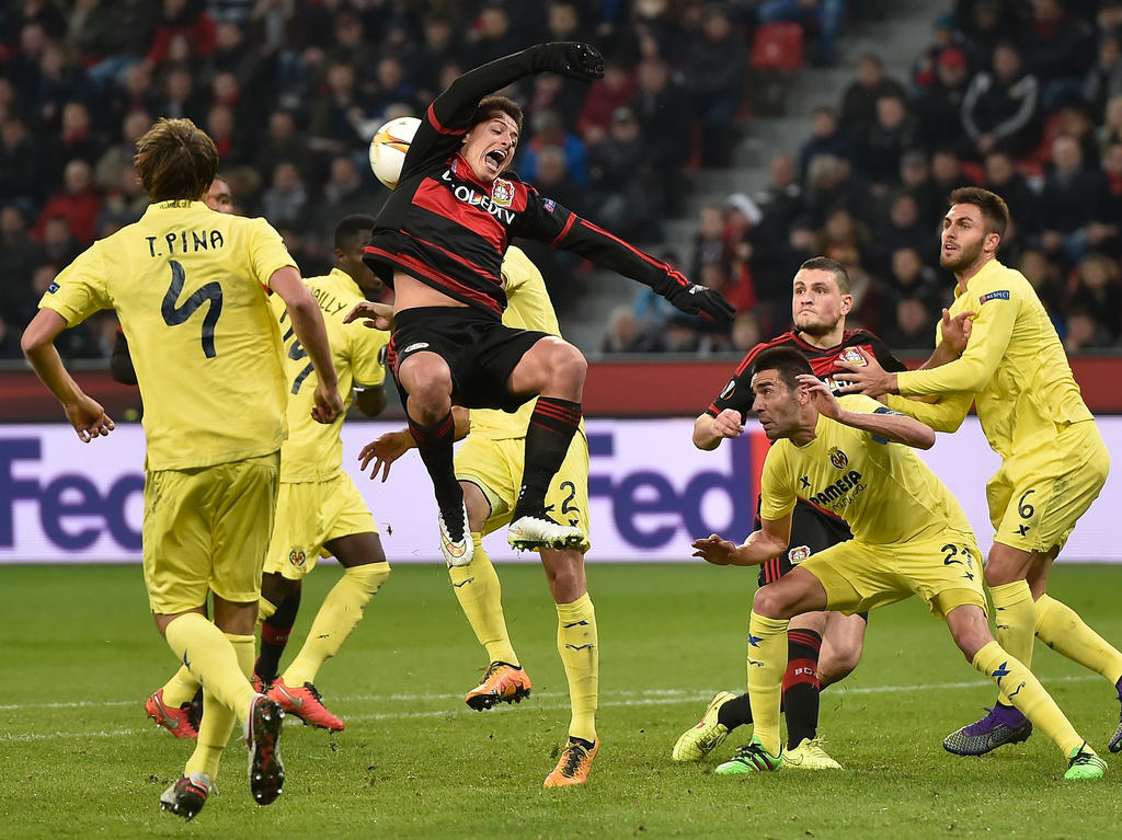 Auch Chicharito sah gegen Villarreal nur selten Land Auch Chicharito sah gegen Villarreal nur selten Land