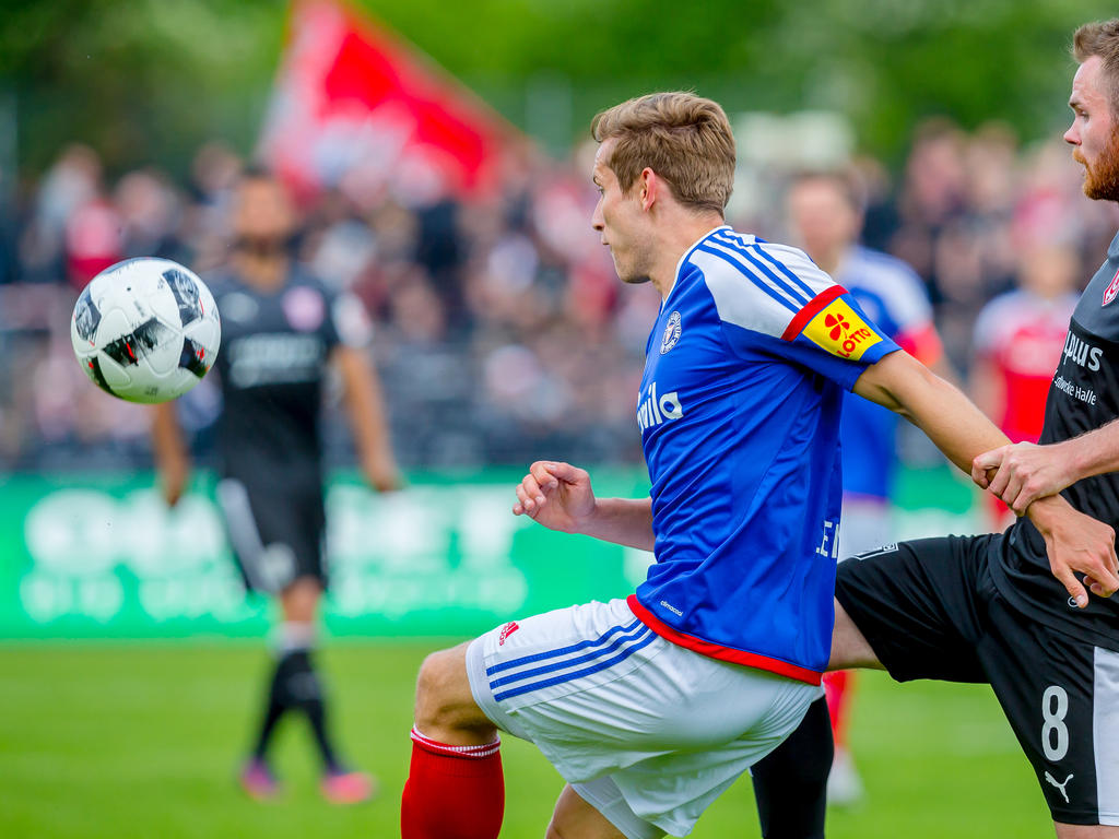 Christopher Lenz bleibt eine weitere Saison in Kiel