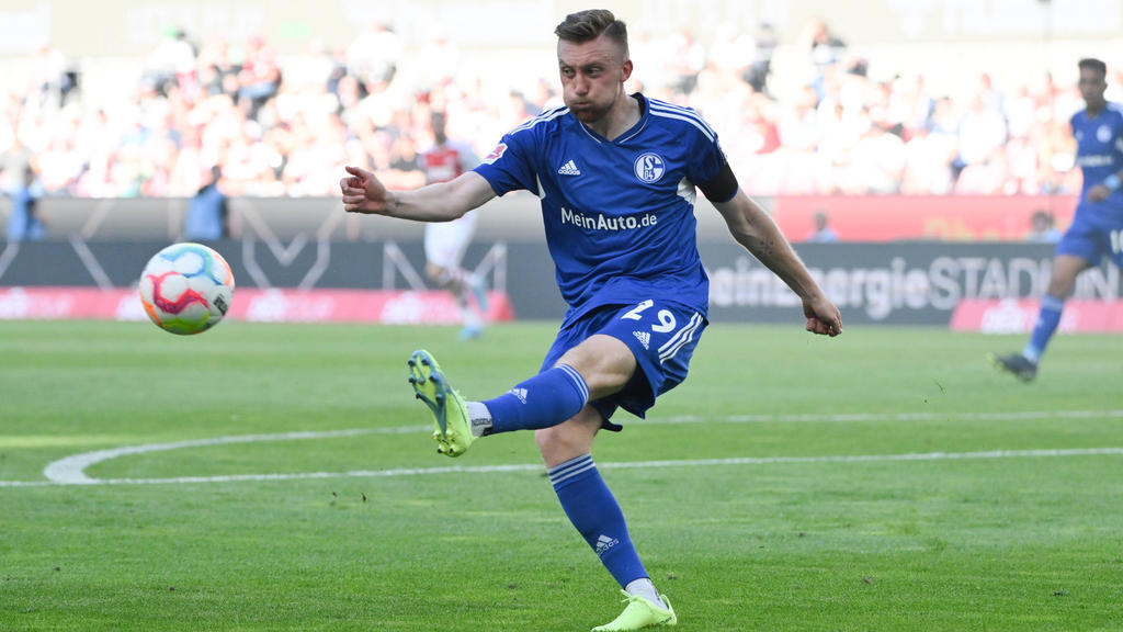 Tobias Mohr durfte bisher in beiden Bundesliga-Partien der Schalker ran Tobias Mohr durfte bisher in beiden Bundesliga-Partien der Schalker ran