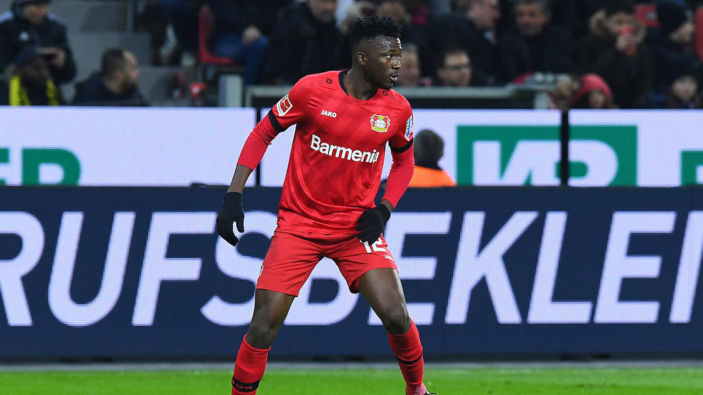 Edmond Tapsoba hat bei Bayer Leverkusen auf Anhieb eingeschlagen Edmond Tapsoba hat bei Bayer Leverkusen auf Anhieb eingeschlagen
