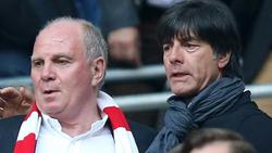 Uli Hoeneß (l.) traf während seiner Tätigkeit beim FC Bayern oft auf Joachim Löw