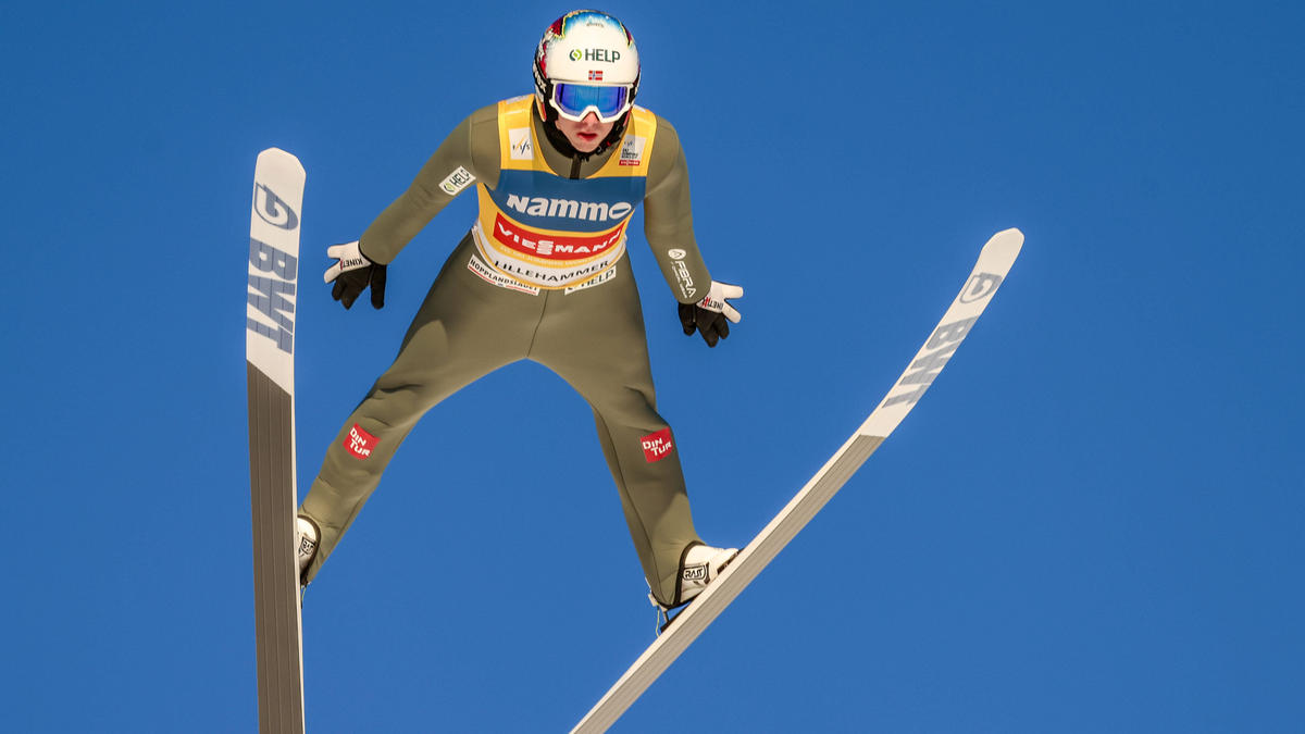 Skispringer Halvor Egner Granerud überzeugt beim Raw Air