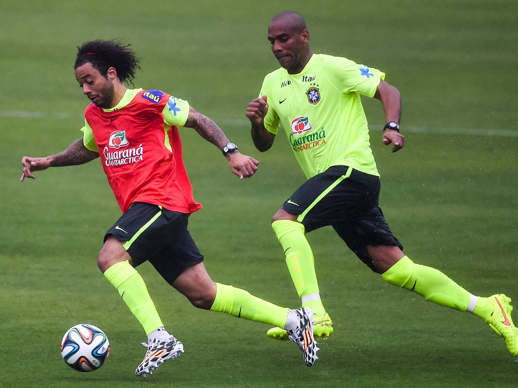 Marcelo (izq.) conoce bien al croata Luka Modric Marcelo (izq.) conoce bien al croata Luka Modric