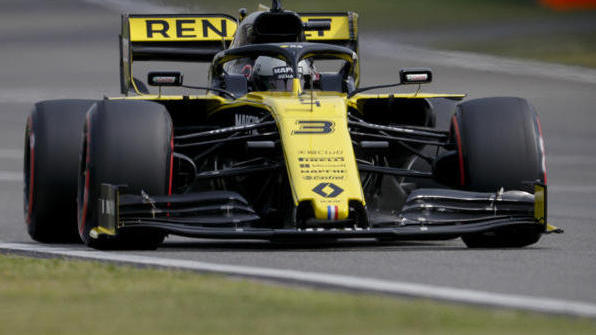 Daniel Ricciardo fühlt sich im R.S.19 wohler als noch in Bahrain Daniel Ricciardo fühlt sich im R.S.19 wohler als noch in Bahrain